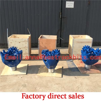 China Triturador de dientes de acero Equipo de petróleo Triturador de botón de inserción Triturador para roca Fabricante para minería proveedor