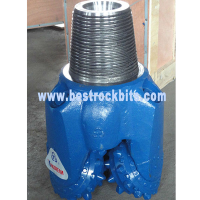 China Tricone bit utilizado para la extracción de escombros, la perforación de pozos de agua o la perforación de pozos de petróleo proveedor