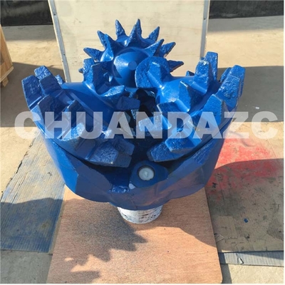 Buena calidad 19 pulgadas de acero diente tricone taladros para la perforación de pozos / tricone taladro / diente fresado tricone taladro proveedor