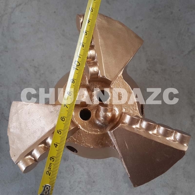 Venta caliente de 3 perforadores de arrastre 152mmPDC Drag Bit/ 3 Wings Drag Drill para perforadores de pozos de petróleo Minería proveedor